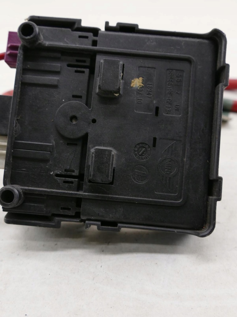 Mini cooper r56 модуль напряжения v4 блок управления клемма Недорого