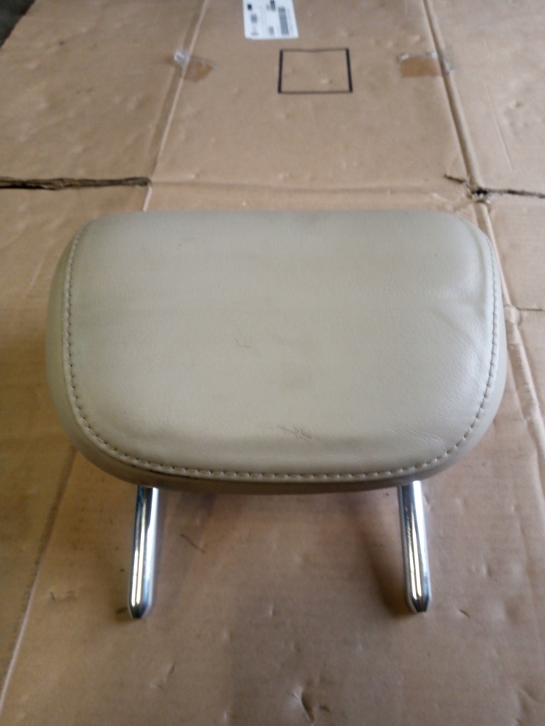 фото №1, Audi a5 подголовник сиденье светлая кожа!!! 6-61