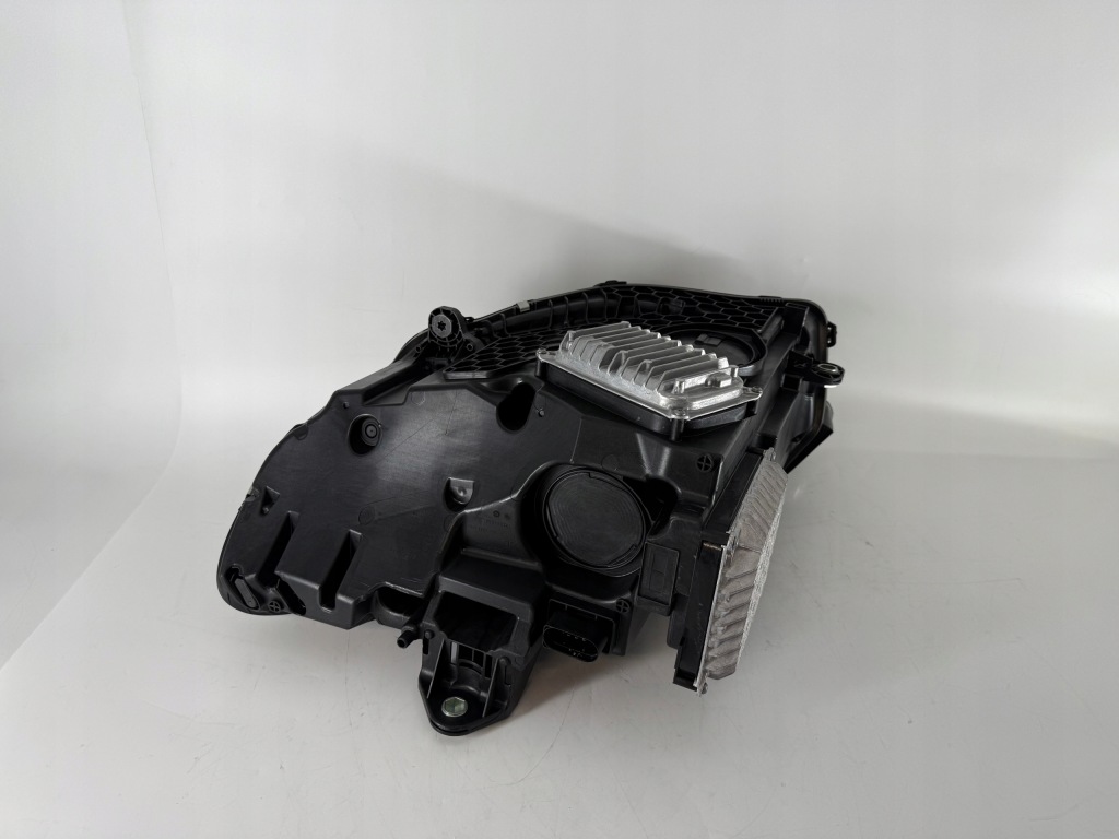 фото №12, Mercedes eqs 297 digital light full led лампа ліва права