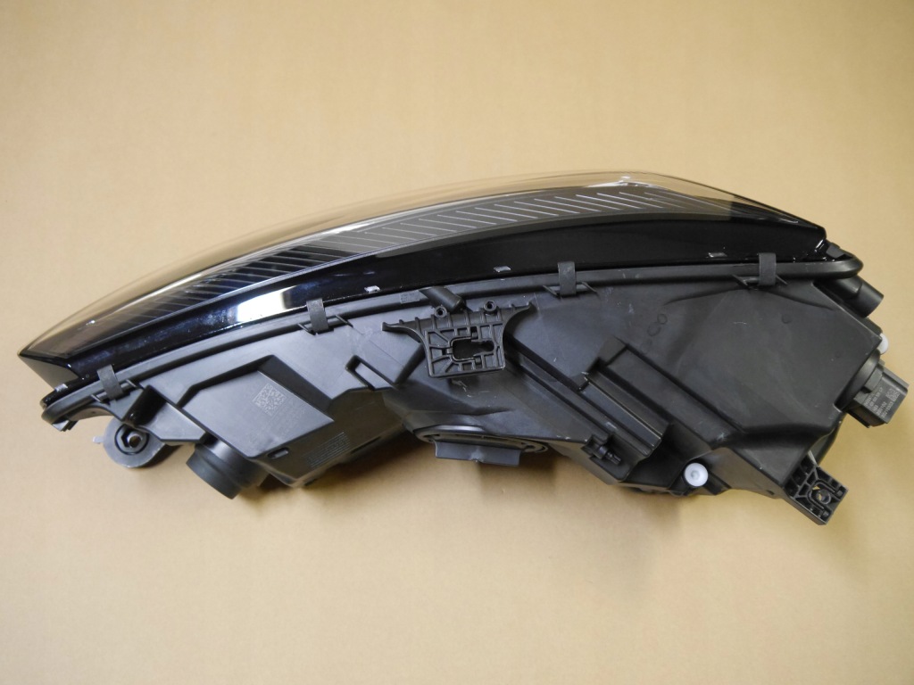 фото №5, Audi a4 b9 лампа перед led 8w0941012