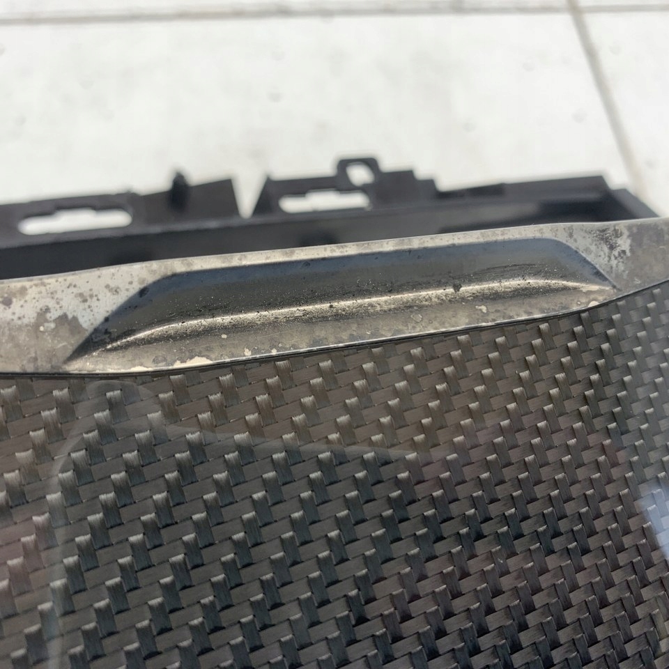 Бардачок відкривний зарядний пристрій індукційна декоративна карбон bmw 4 g26 рестайлінг  23r Доставка