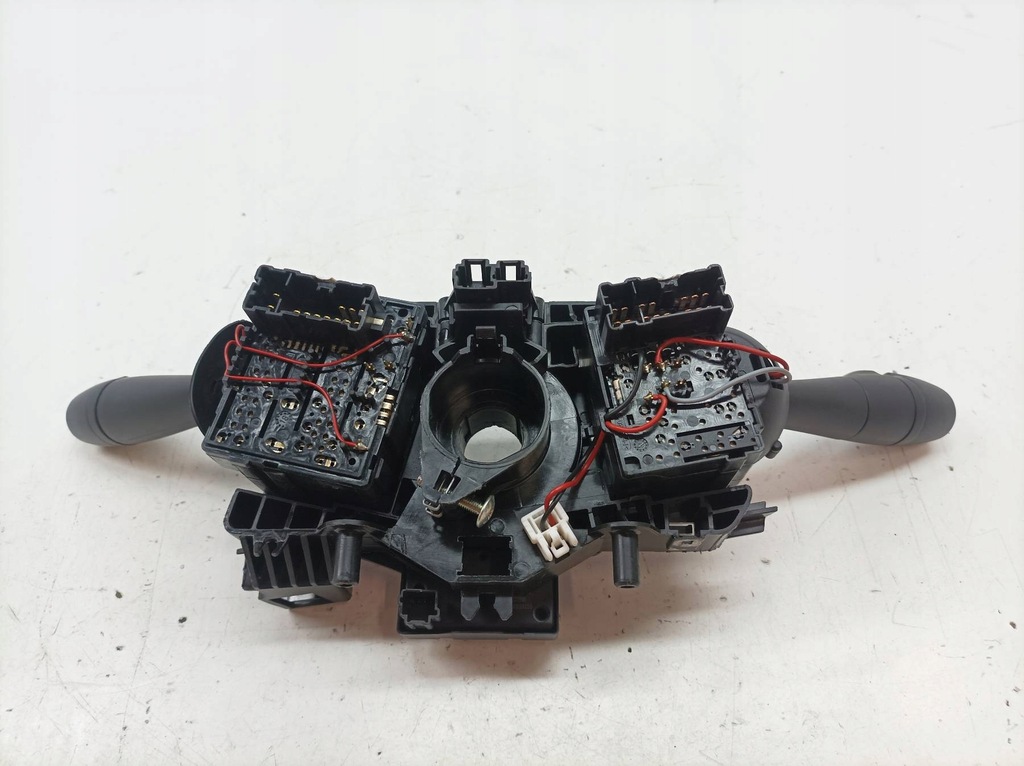 фото №9, Переключатель комбинированный 255671274r 0265019153 479452659r dacia sandero ii