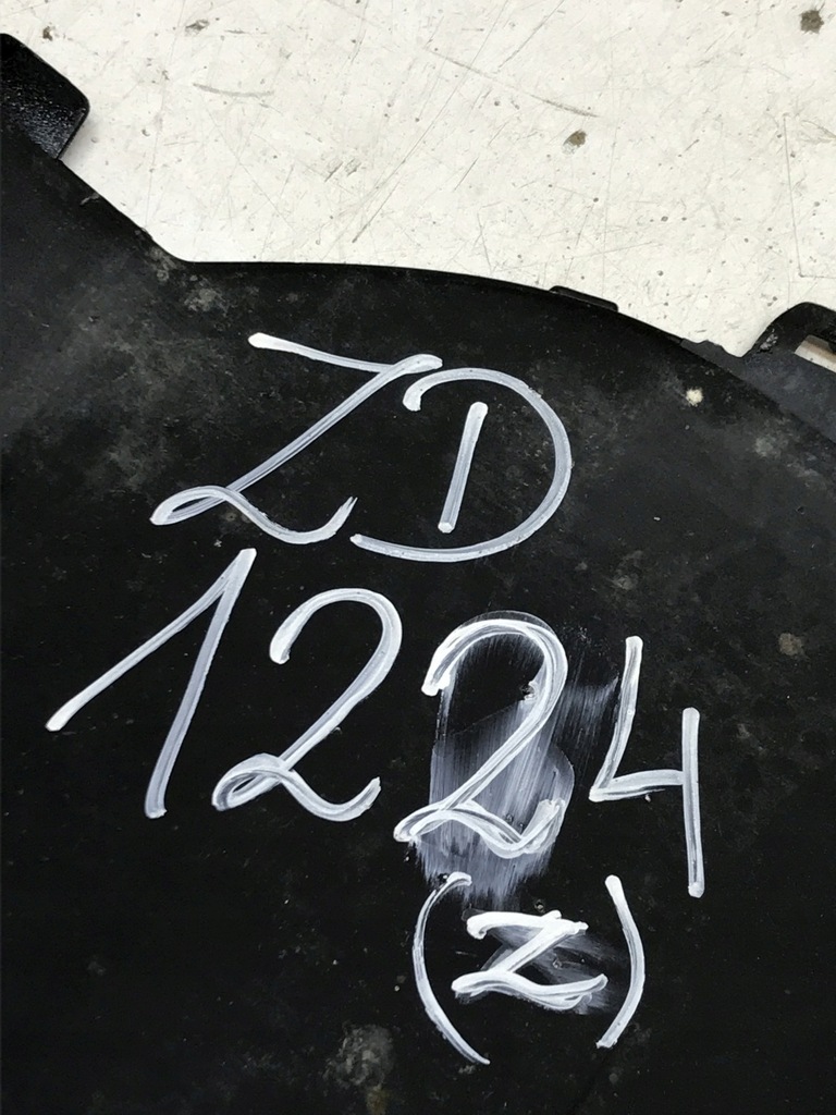 фото №16, Mercedes w213 e-klasa 53 amg диффузор накладка бампера задняя a2138855205