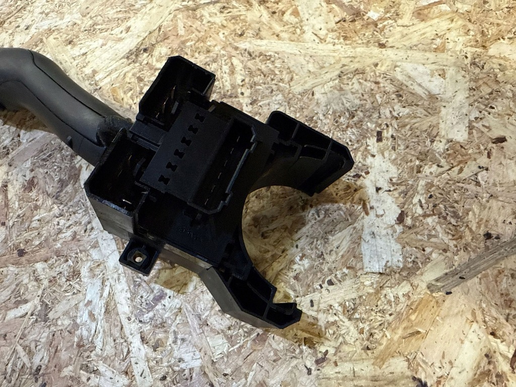 фото №7, Audi a6 s6 c5 4b 1998 с передний рычаг / переключатель дворник