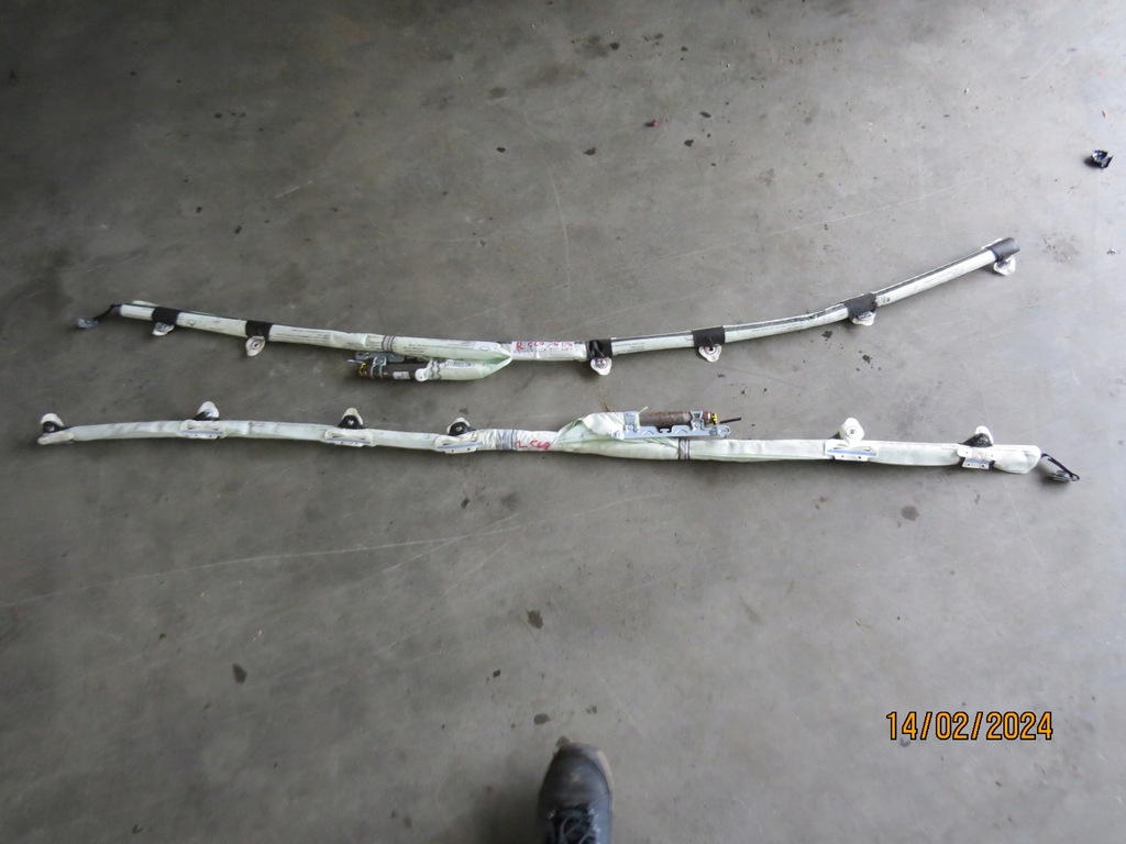 фото №4, Mercedes cla w 117 sedan правая шторка безопасности