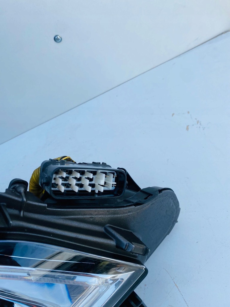 фото №7, Lexus ls 460 - 600h 2011 середина лампы передние / комплект