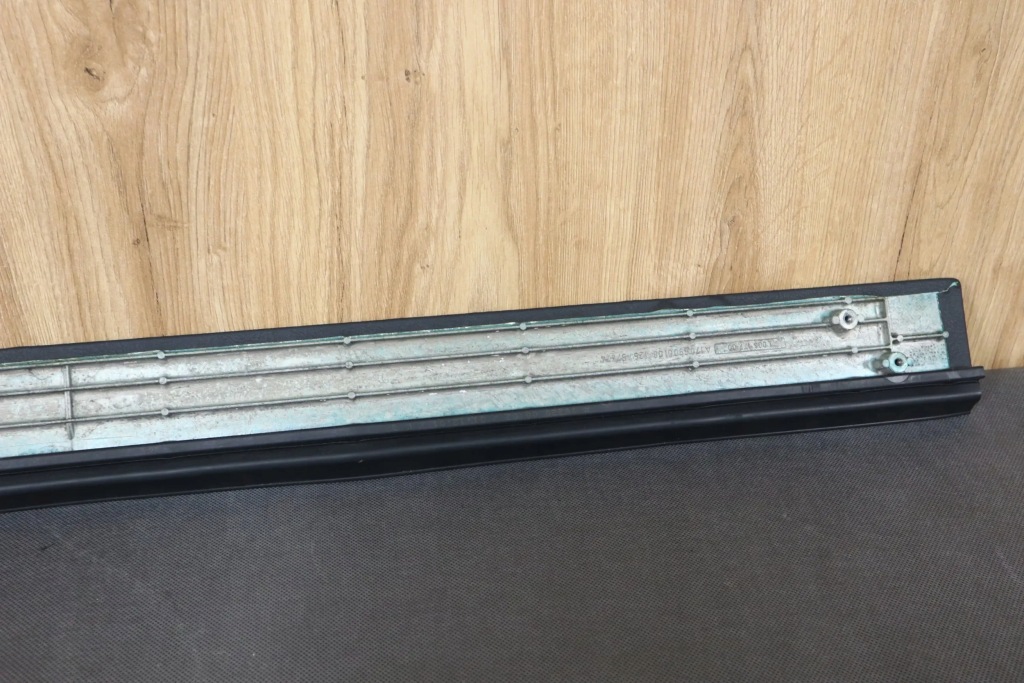 фото №5, Mercedes slk r170 lift защита обивка накладка крыша 1706900108