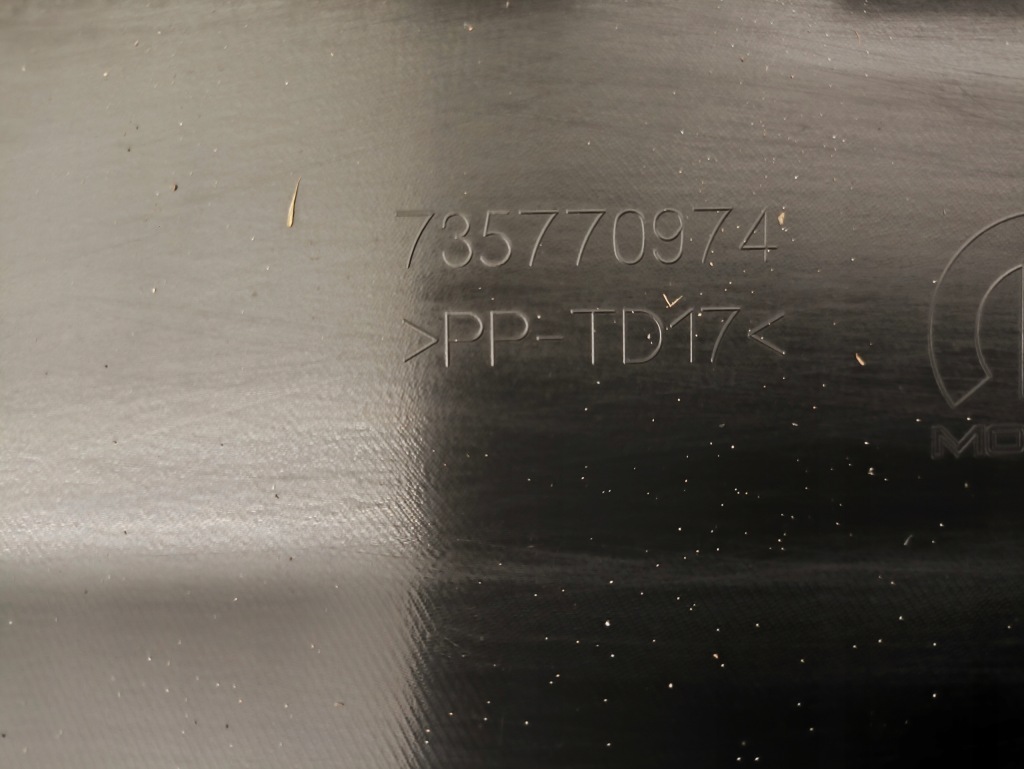 Бампер задній задній jeep avenger 22- Ціна