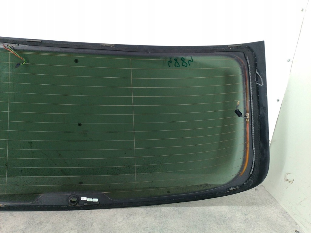 Стекло крышки багажника audi a4 b8 Киев