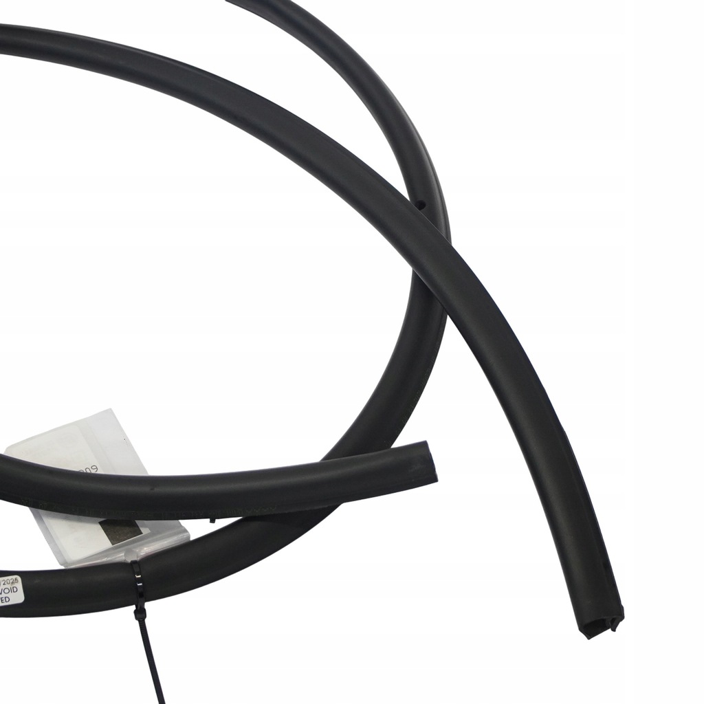 фото №11, Audi tt 8j прокладка наружная дверь резиновый левый правый 8j0837477c