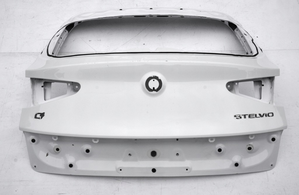 фото №15, Alfa romeo stelvio крышка багажника задняя накладка молдинг оригинал оригинальный номер