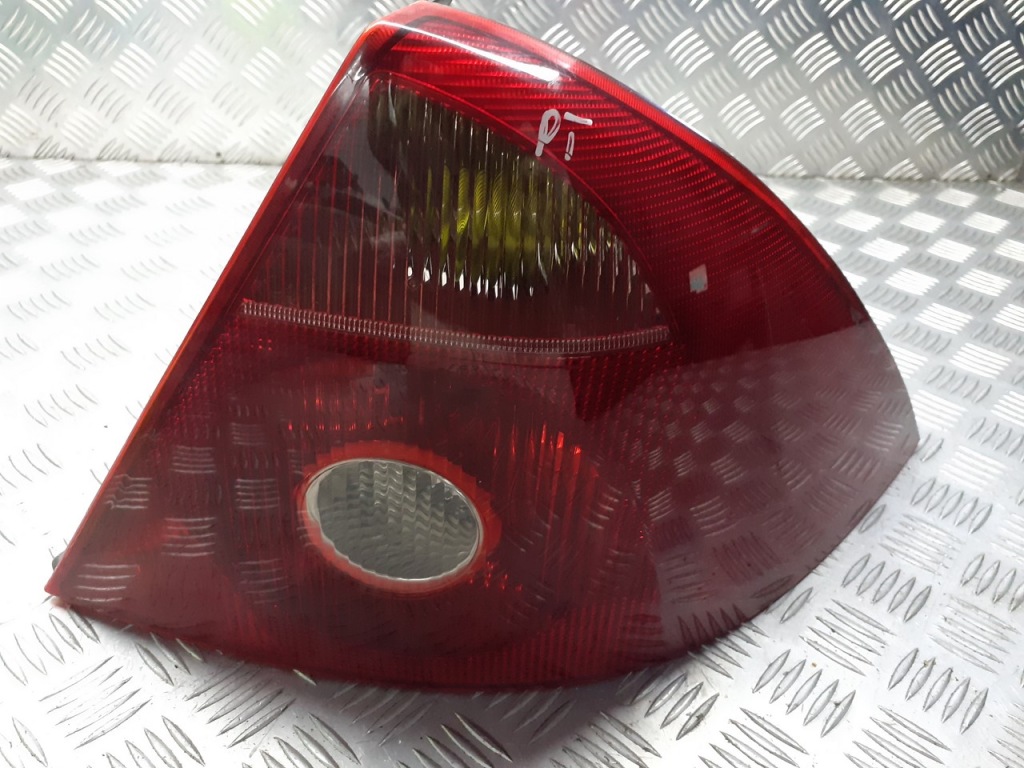 фото №1, Лампа правый задняя ford mondeo mk3 1s71-13404a visteon