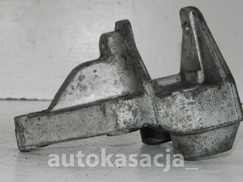 фото №6, Citroen c5 i кронштейн двигателя левая 2,0 16v 9631853780d