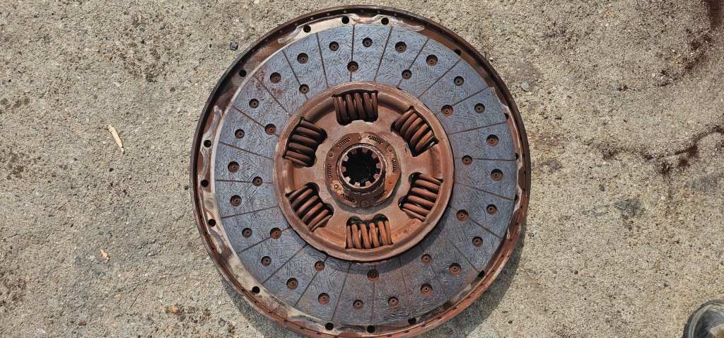 фото №8, Man tgx 17r 4x4 euro 6 зчеплення диск притиск комплект 81.30305-0254