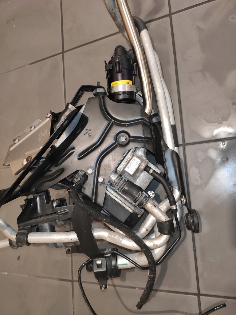 фото №10, Audi q7 4l lift webasto обігрівач стояночний додатковий обігрівач кронштейн труби oryg