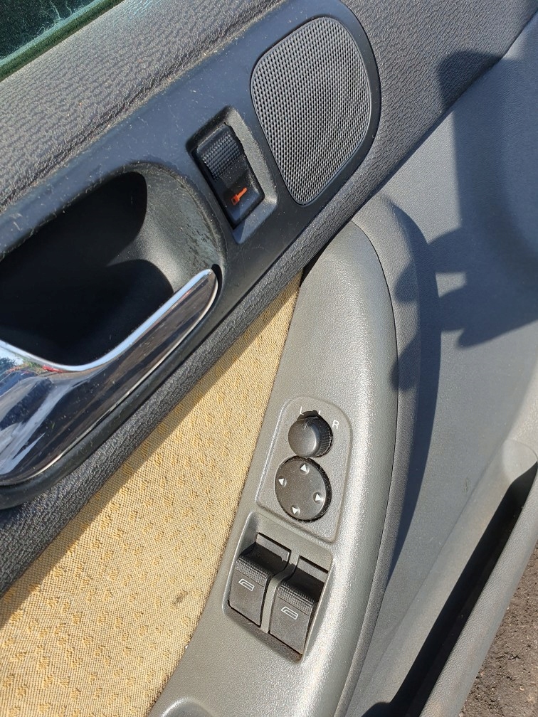 фото №9, Колонка кермова bez керма audi a3 8l 3d 1.9 tdi 3d 96-99