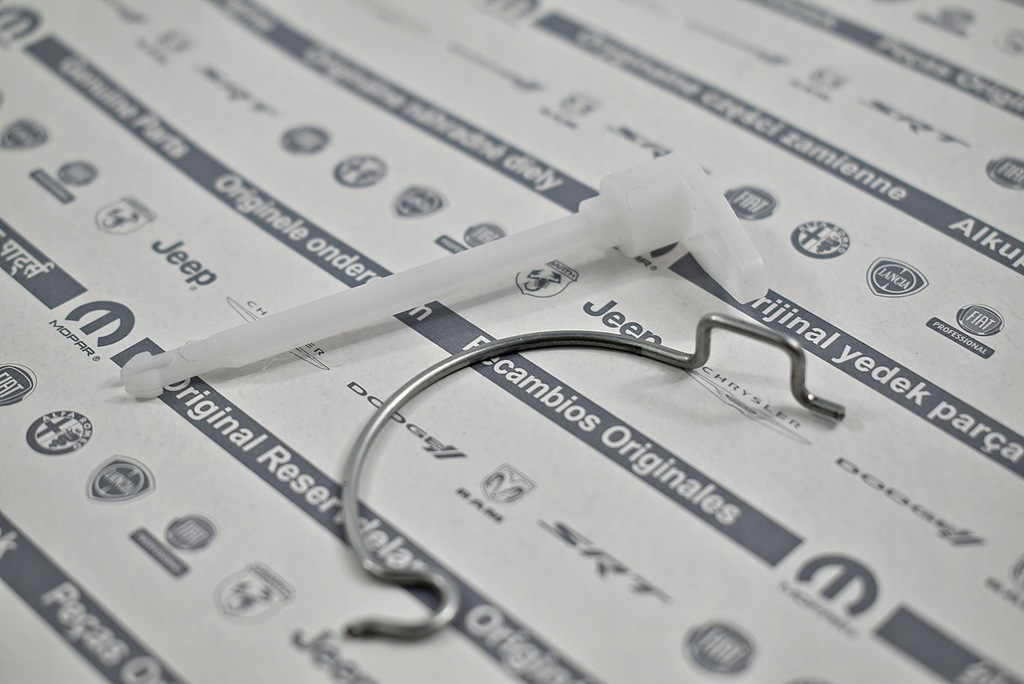 фото №1, Оригінальний номер alfa romeo шарова опора кришка заливної giulietta