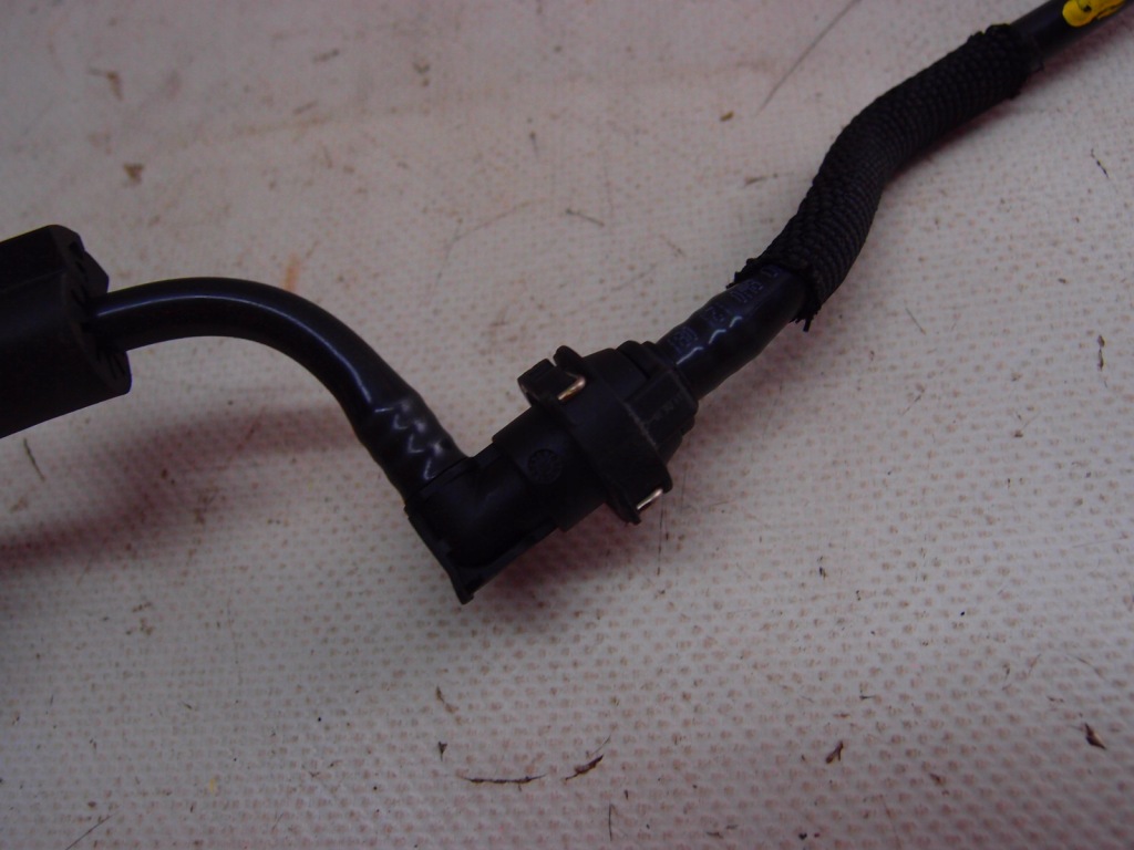 фото №3, Шланг вентиляционный audi a4 b9 2.0 tdi