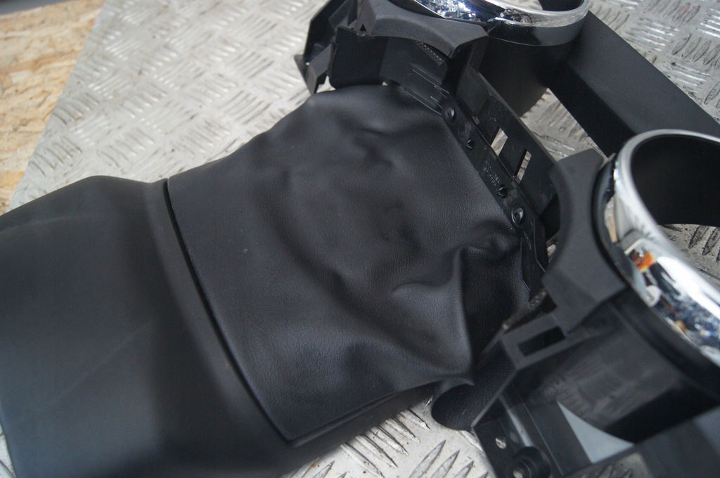 фото №6, Ford mustang vi 2016- рамка спідометра dekor