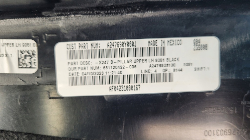 фото №10, Mercedes x247 glb защита обшивка стойка b левая a2476903100 a2476909901