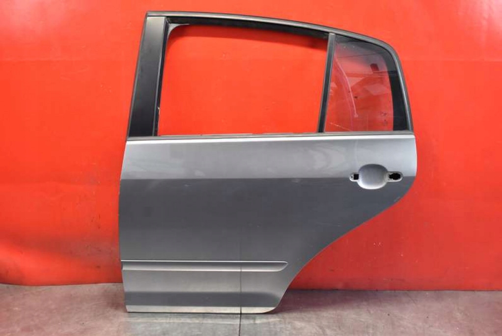 фото №1, Дверь левая задняя задние vw golf 5 v plus 03-09