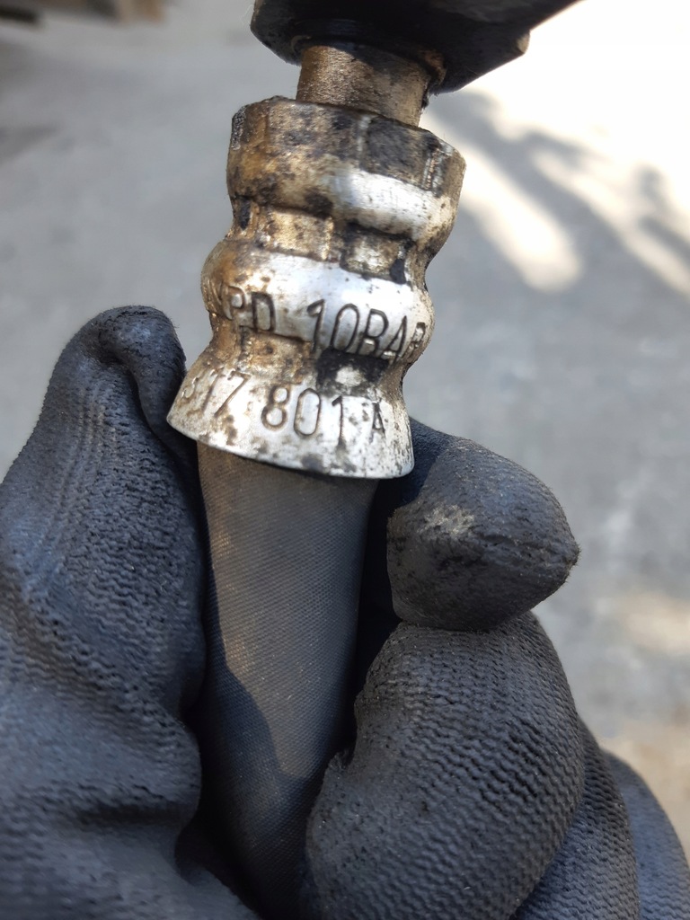 фото №7, Audi q7 4l 4.2 tdi шланг масляний коробки передач 7l8317801a