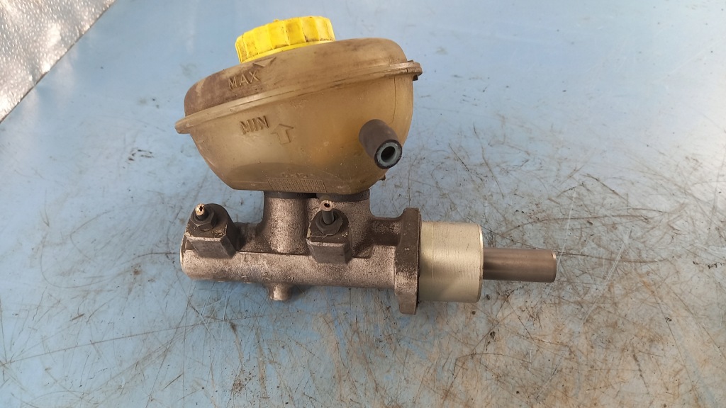 Купить Насос тормозная audi 80 93r 2.0b