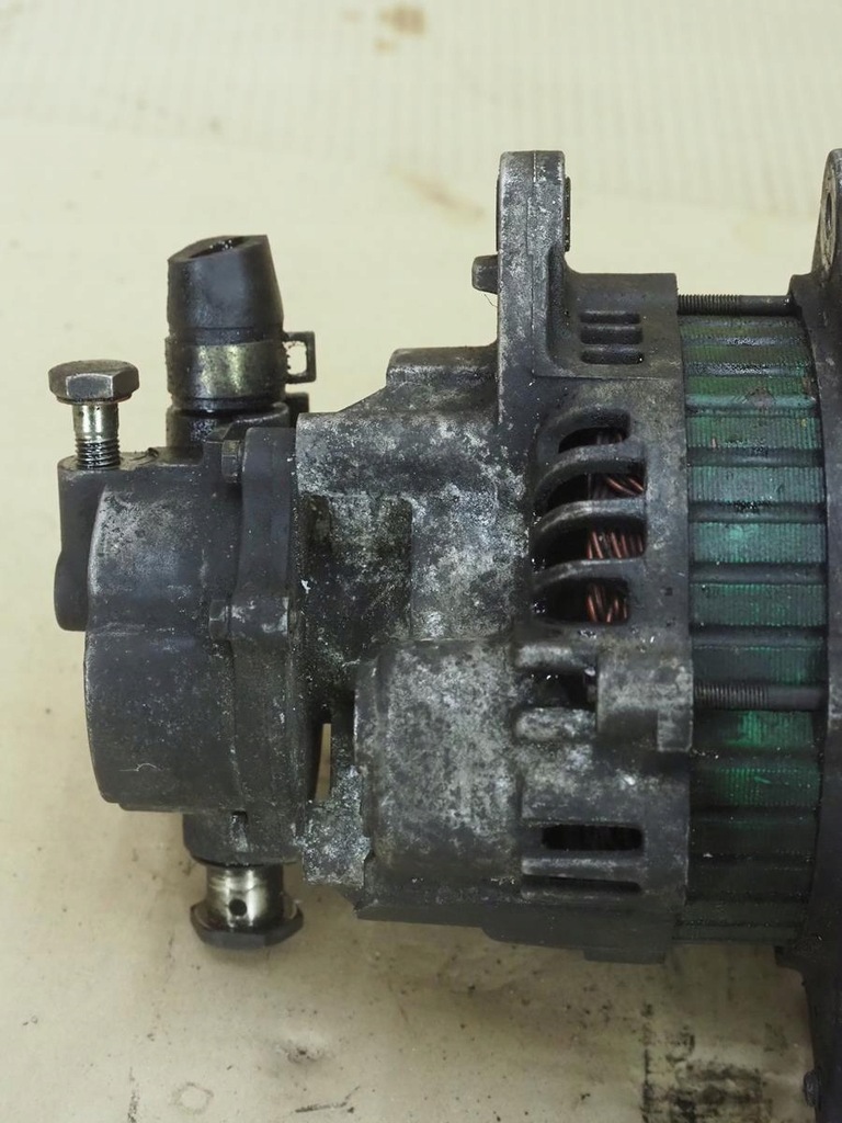 фото №12, Hyundai h1 2.5 td d4bf 37300-42356 генератор