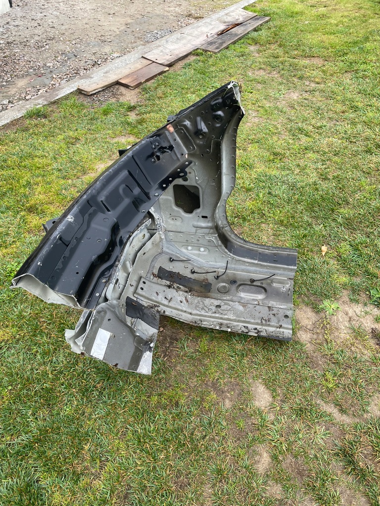 фото №3, Range rover velar l560 блок двигателя порог четверть правая