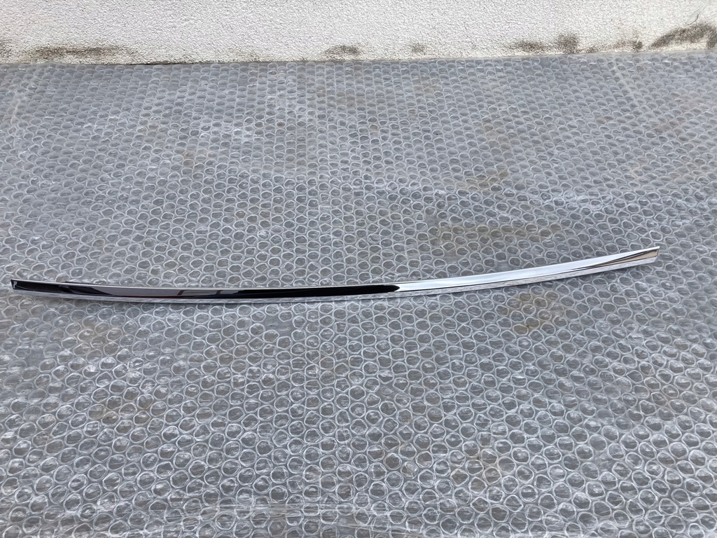 фото №1, Tesla x молдинг хром дверь правый задняя 1032250-00-j