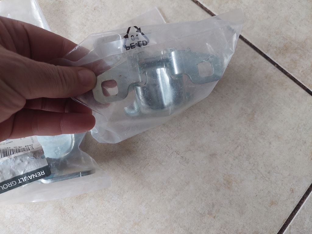 фото №6, Петлі двері - перед - dacia jogger - dacia sandero iii - dacia duster ii