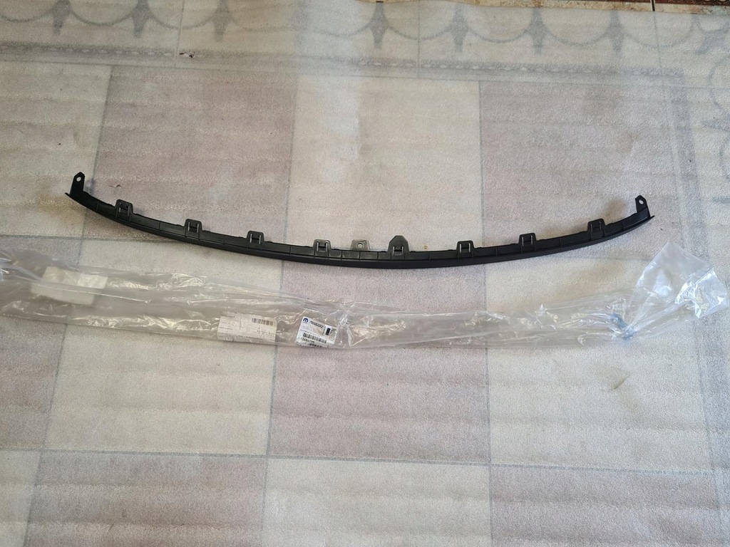 фото №1, Opel crossland x 2017-2021 rok молдинг спойлер бампера перед 13484736