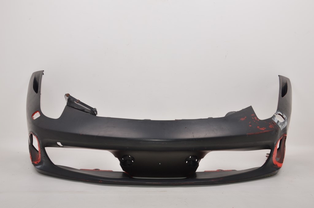 Купить Ferrari 458 italia f142 бампер перед pdc