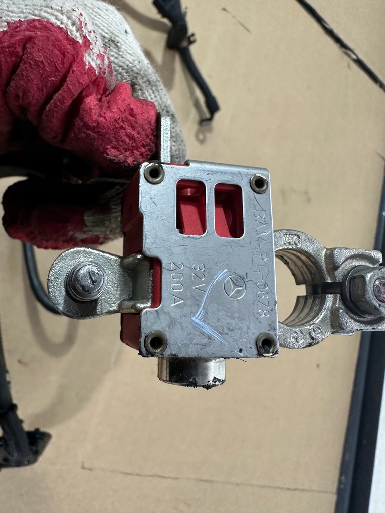 фото №6, Клема піротехнічна, плюсова mercedes cls w218, w212, w204