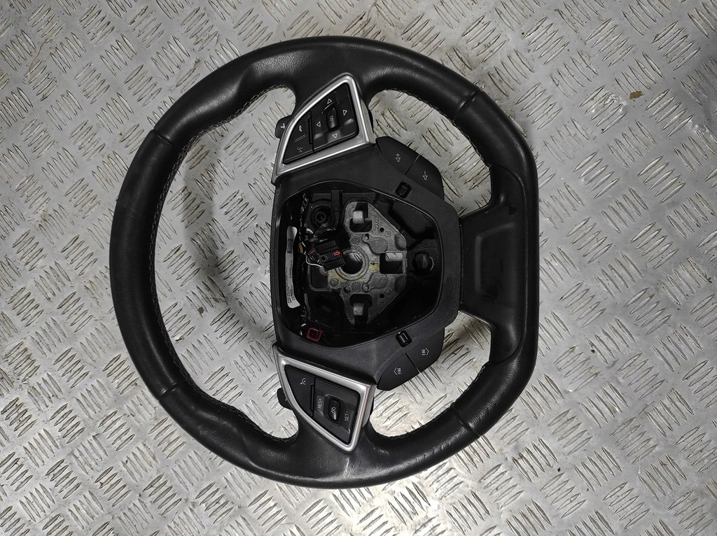 фото №1, Chevrolet camaro 2016 воздуховод кожаный