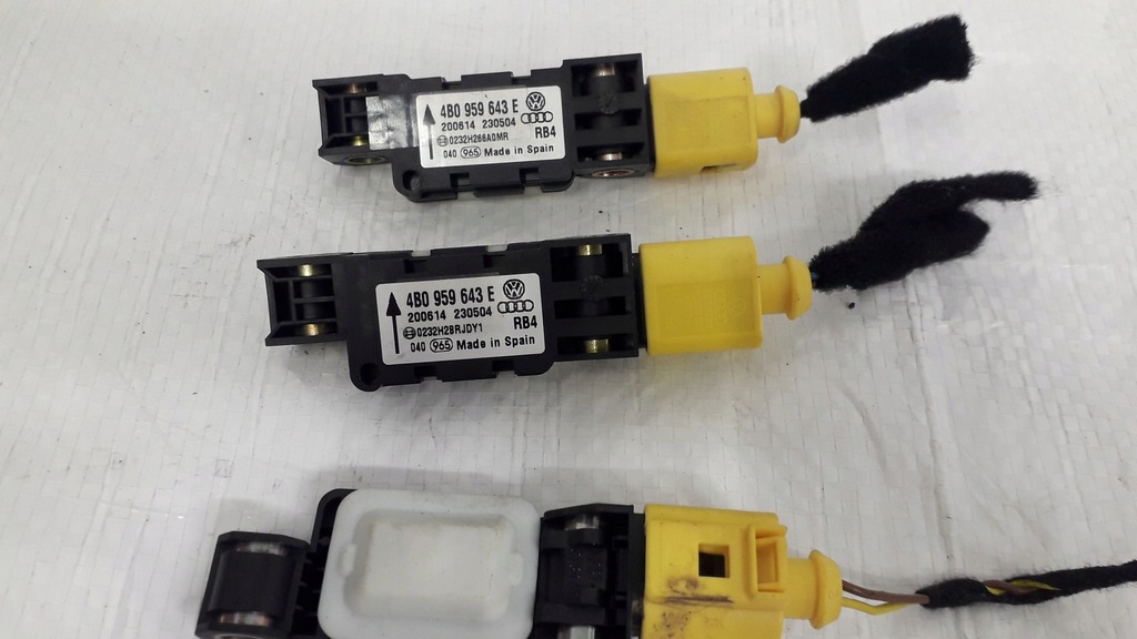 фото №10, Датчик удара бокового audi a8 d3 4b0959643e