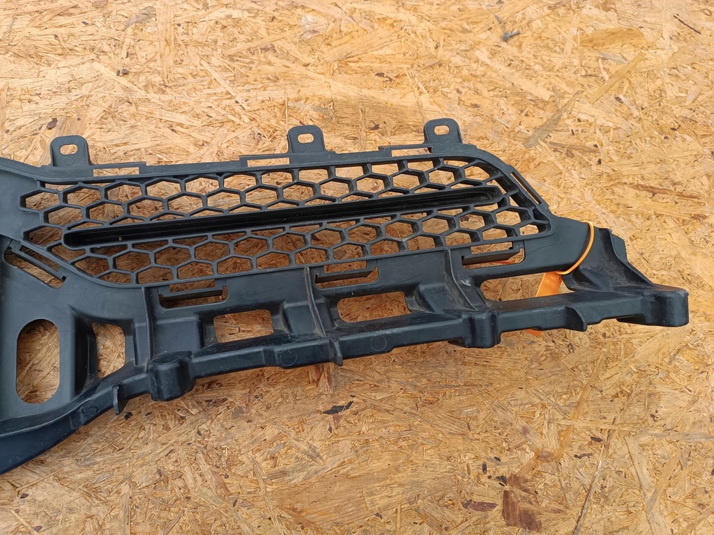 фото №11, Решітка решітка радіатора решітка радіатора бампера перед 53111-0f030 toyota corolla verso ii