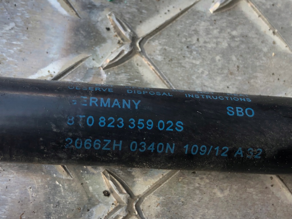 фото №5, Привід капот audi a4 b8 a5 8t0823359