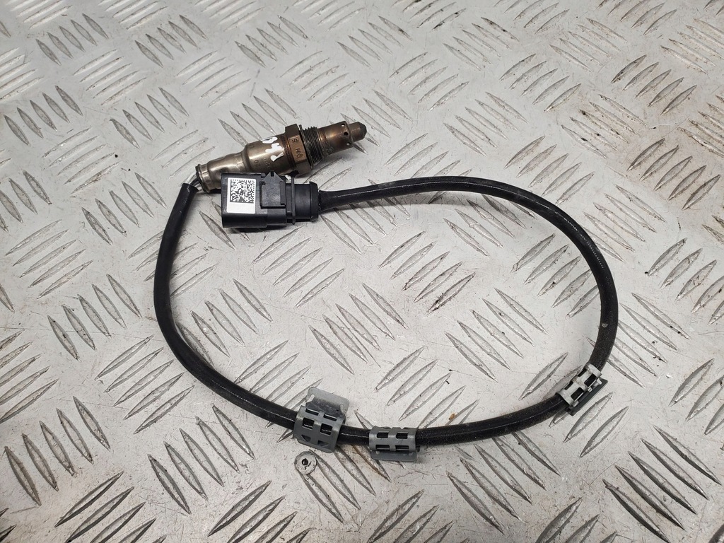 фото №1, Audi a4 s4 b9 8w 2021 датчик лямбда-зонд