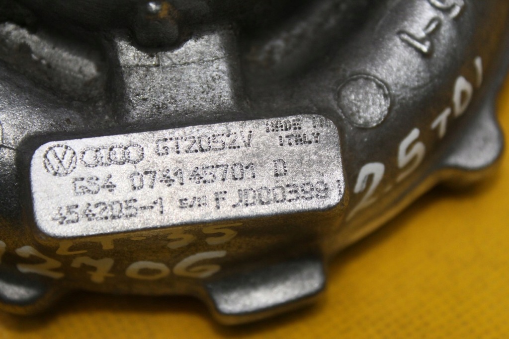 Корпус турбіни turbo lt 35 46 28 2.5 074145701d Недорого