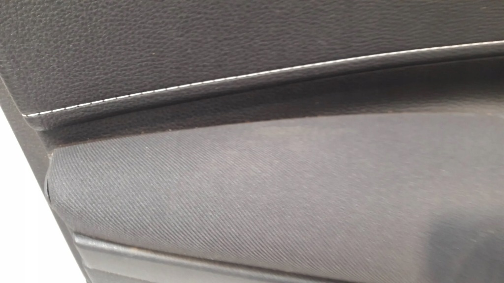 фото №10, Toyota corolla e21 обшивка дверь 67612-02860 левый передний белый nić et6