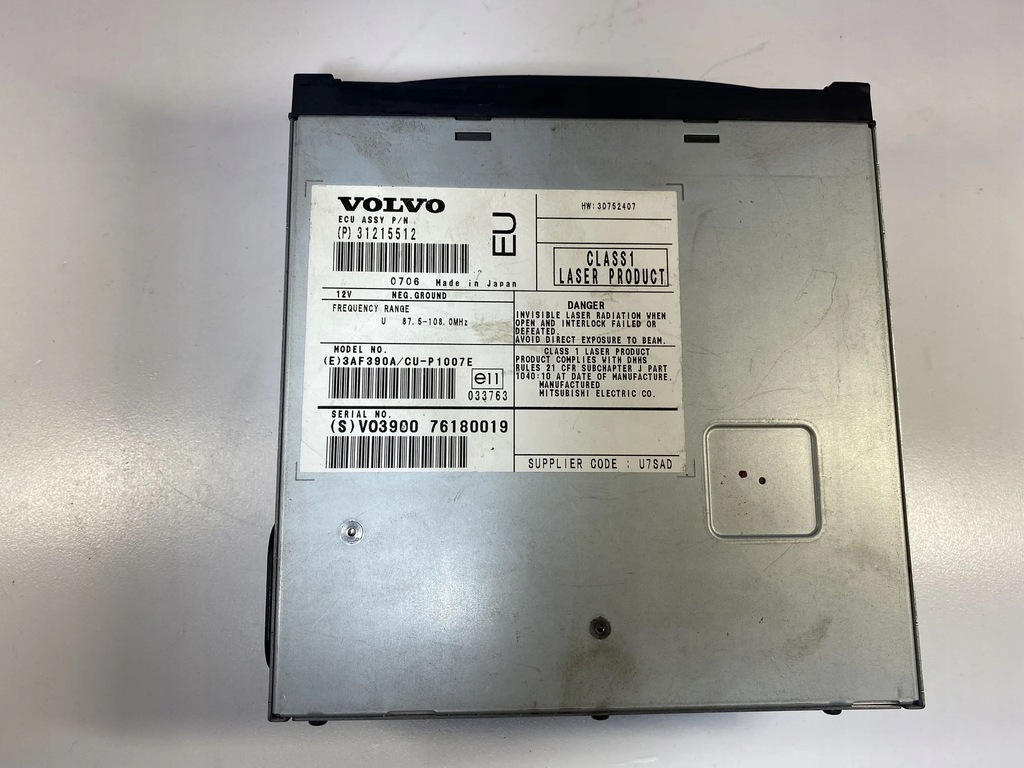 фото №6, Volvo v50 2007 автомагнитола