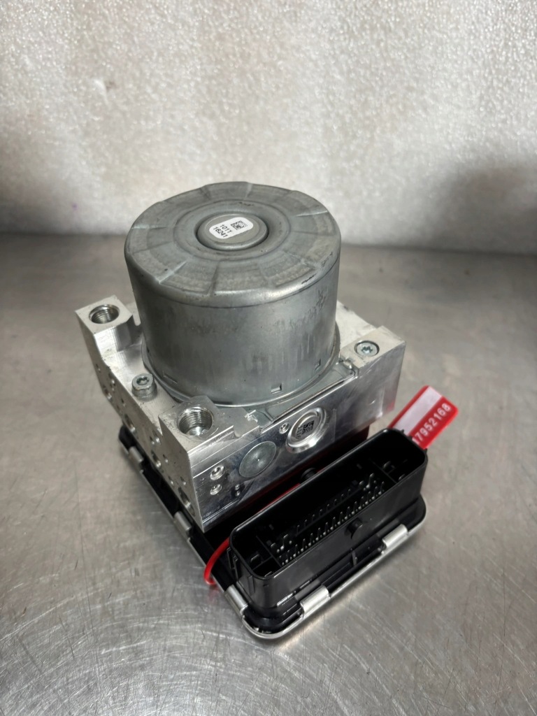 фото №1, Насос abs renault trafic iii iv 476603637r org