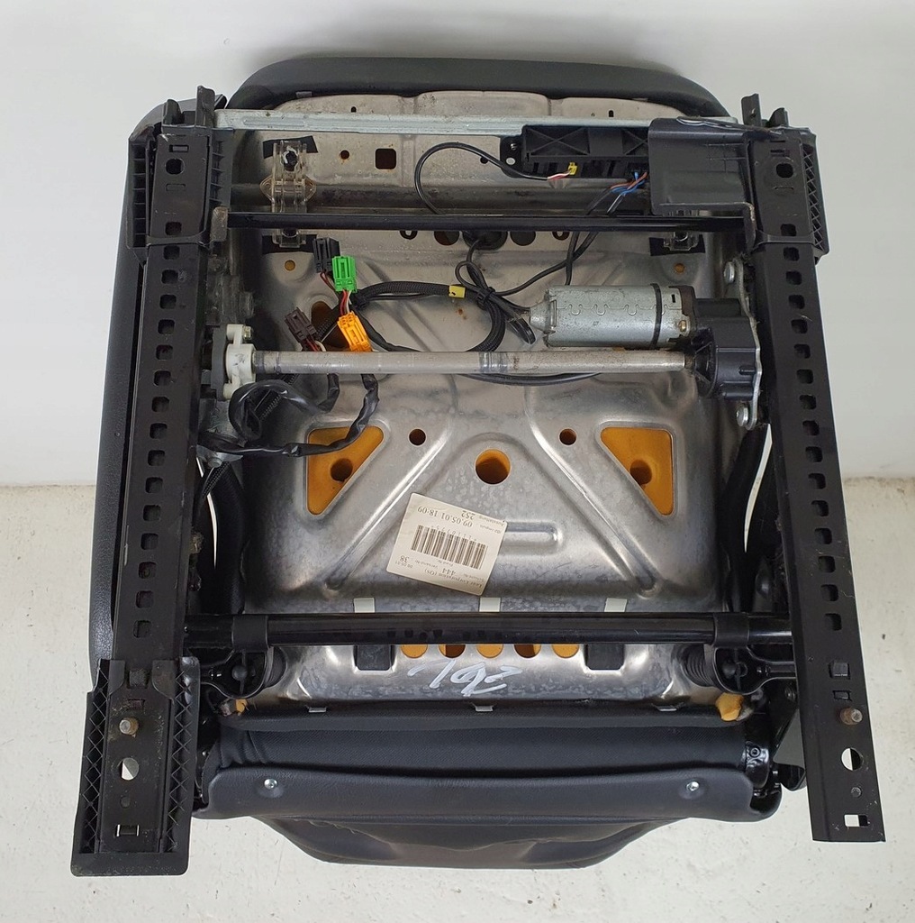 фото №10, Сиденье левый перед mercedes w203 amg europa