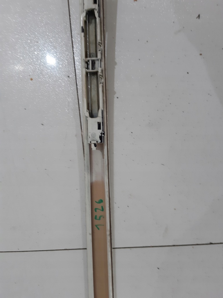 Opel adam молдинг кровельная левая 13363467 Киев