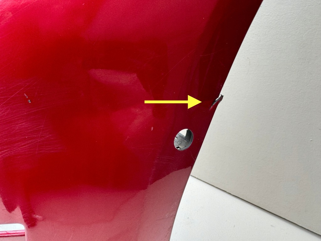 Купить Tesla model 3 iii 17r- бампер перед передний pdc 1084175-00