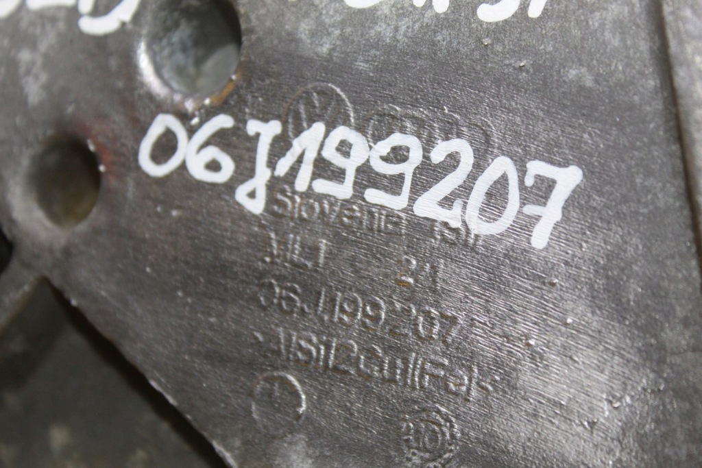 фото №7, Кронштейн опора двигателя seat leon ii vw audi skoda 1.8 tfsi bzb 06j199207