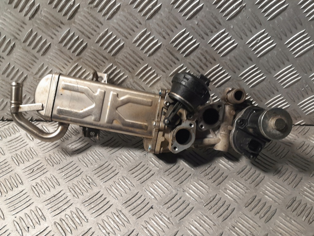 фото №10, "клапан egr модуль с радиатор audi a3, pierburg 7.09720.00.0 радиатор,