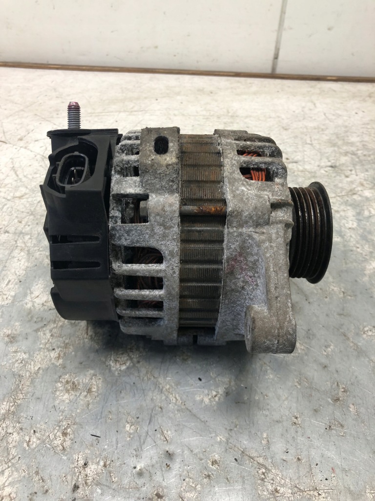фото №4, Генератор hyundai i20 i 2606900 37300-03300