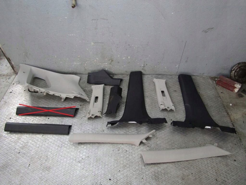 фото №1, X-trail iv t33 23r защита стойка порог накладка